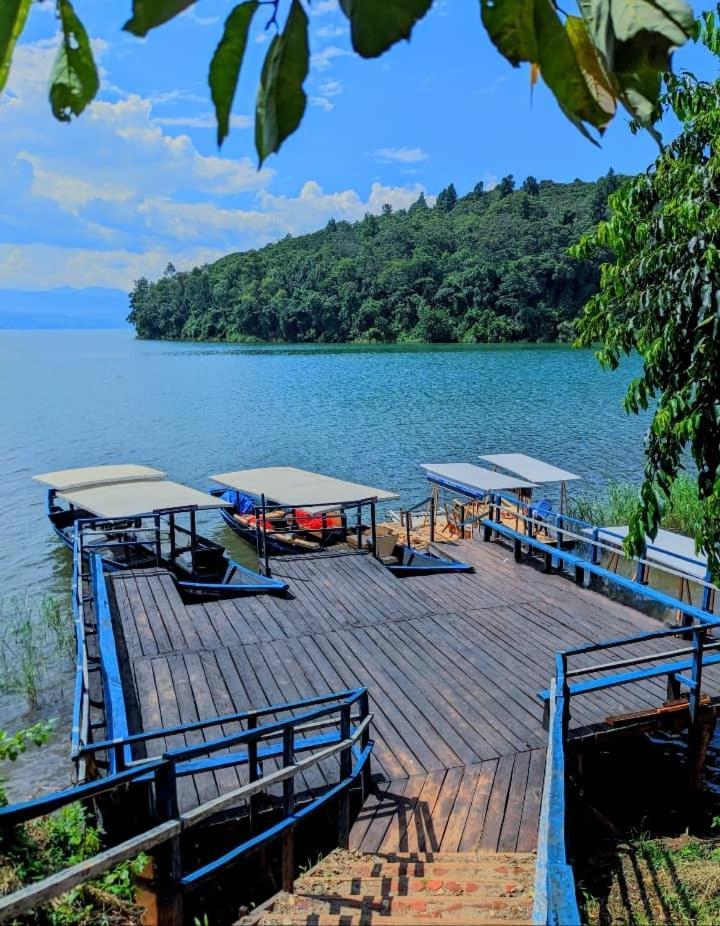 Peace Guest House Muhari Exterior foto